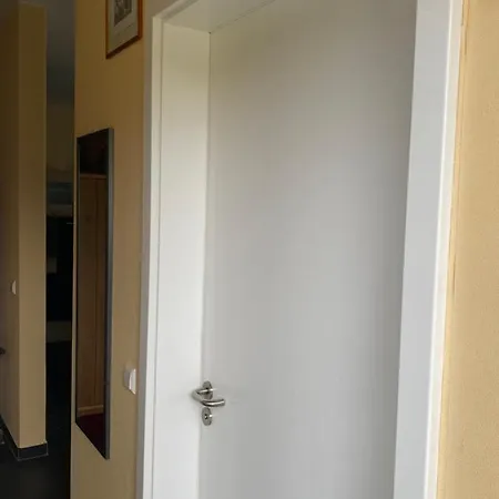 Schoene Eigentumswohnung In Sehr Ruhiger Lage *