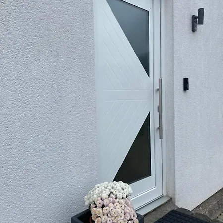 Schoene Eigentumswohnung In Sehr Ruhiger Lage Daire *